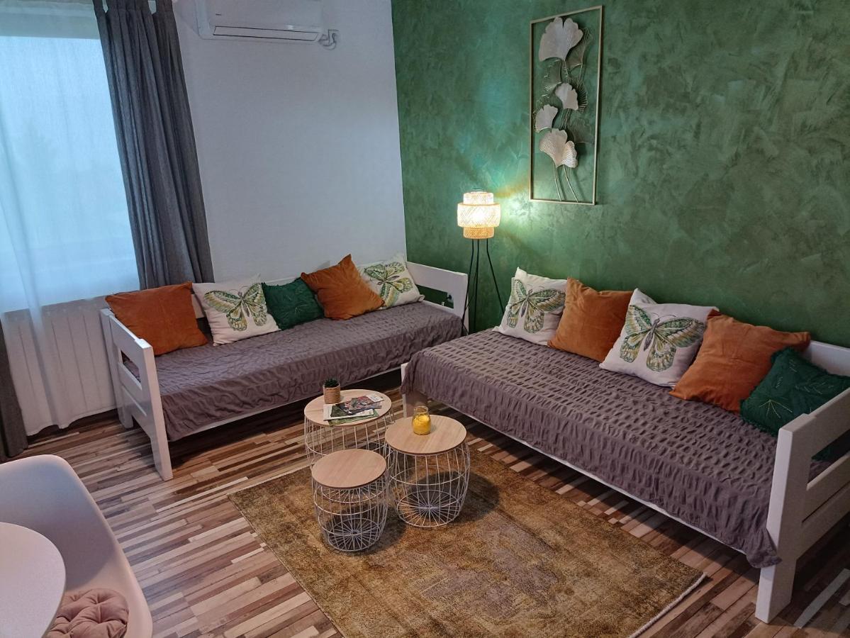 Holiday Home Ostrun Раковица Екстериор снимка